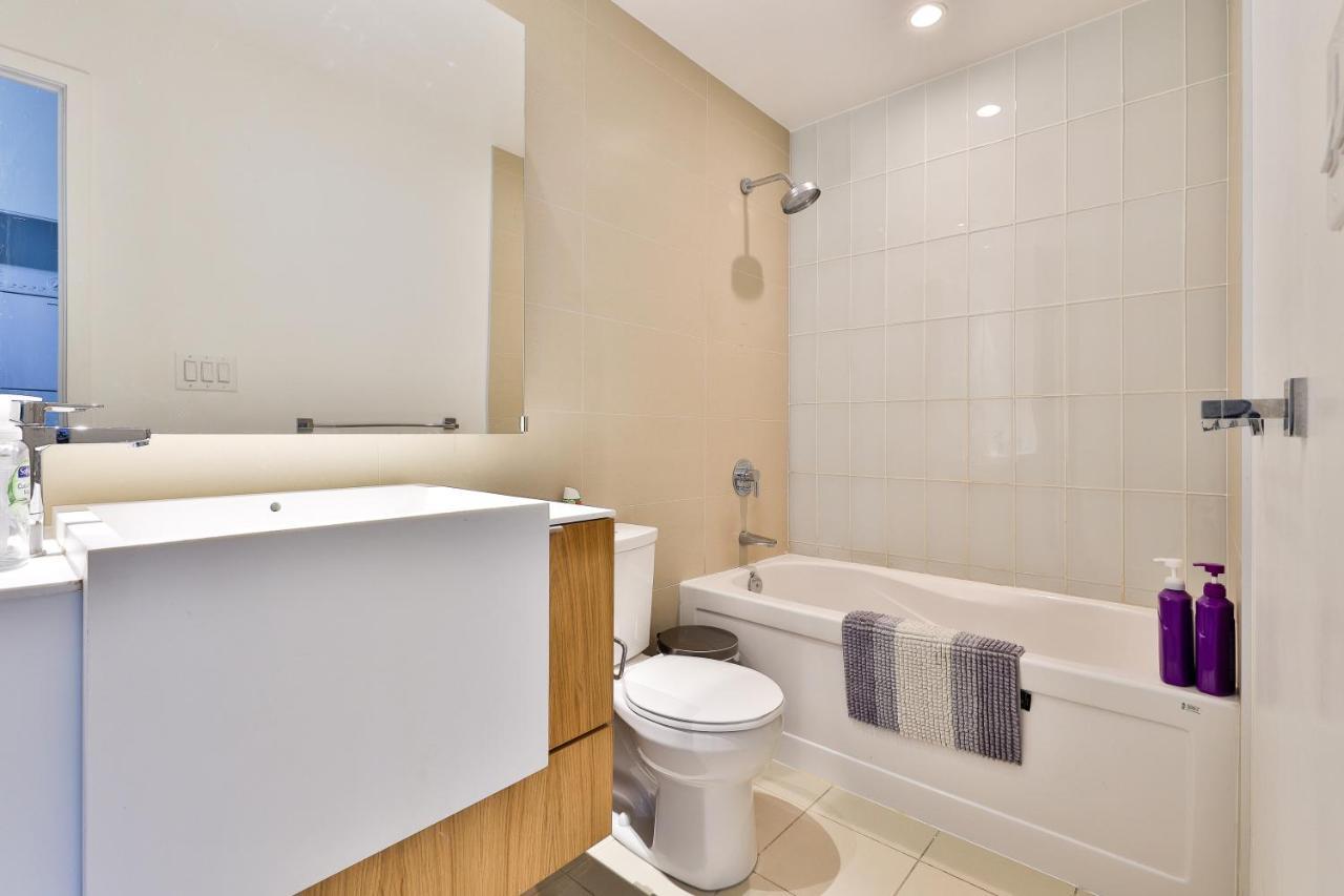 Icetowers Apartment โตรอนโต ภายนอก รูปภาพ