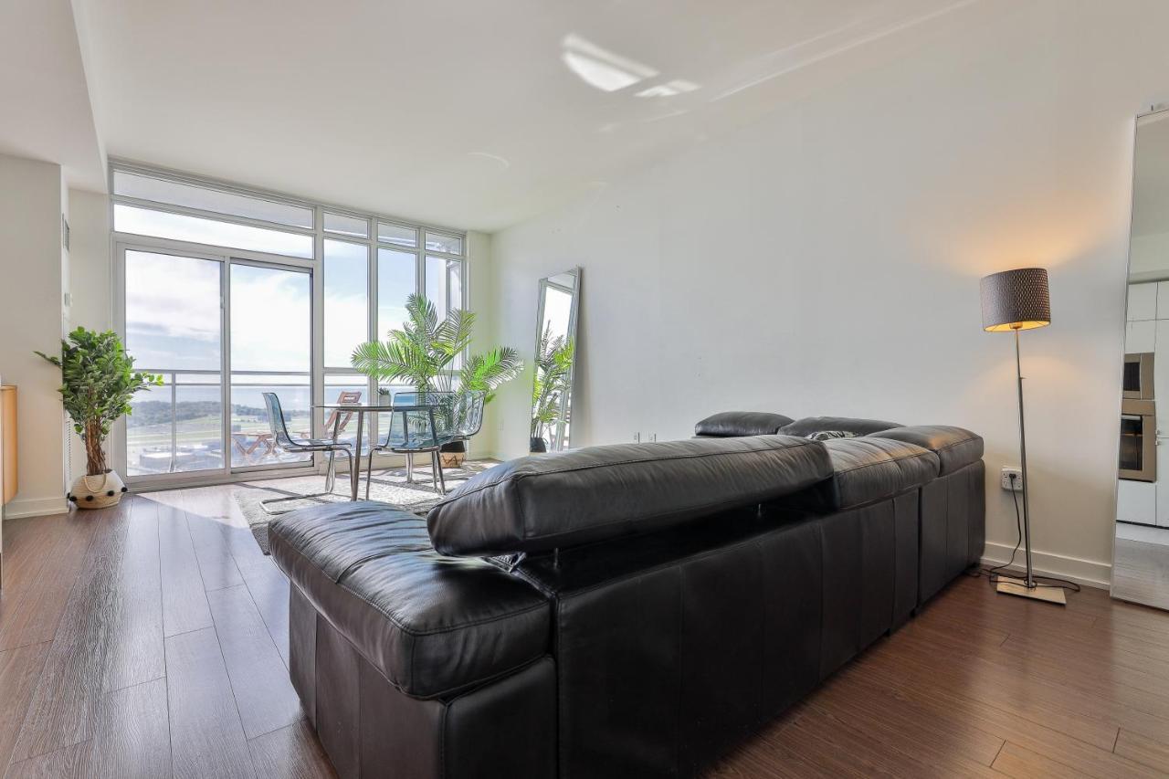 Icetowers Apartment โตรอนโต ภายนอก รูปภาพ