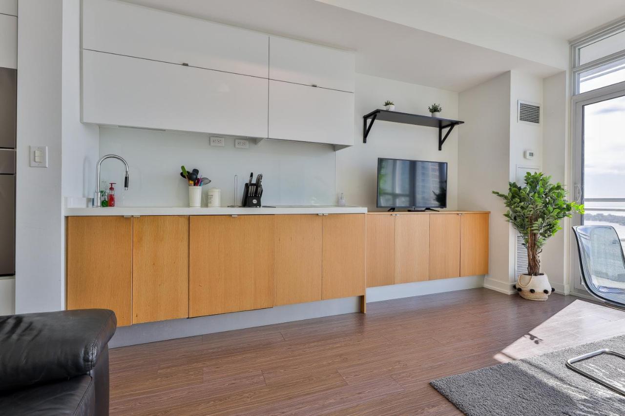 Icetowers Apartment โตรอนโต ภายนอก รูปภาพ