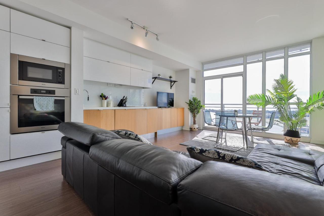 Icetowers Apartment โตรอนโต ภายนอก รูปภาพ
