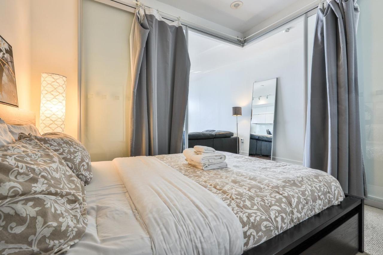 Icetowers Apartment โตรอนโต ภายนอก รูปภาพ